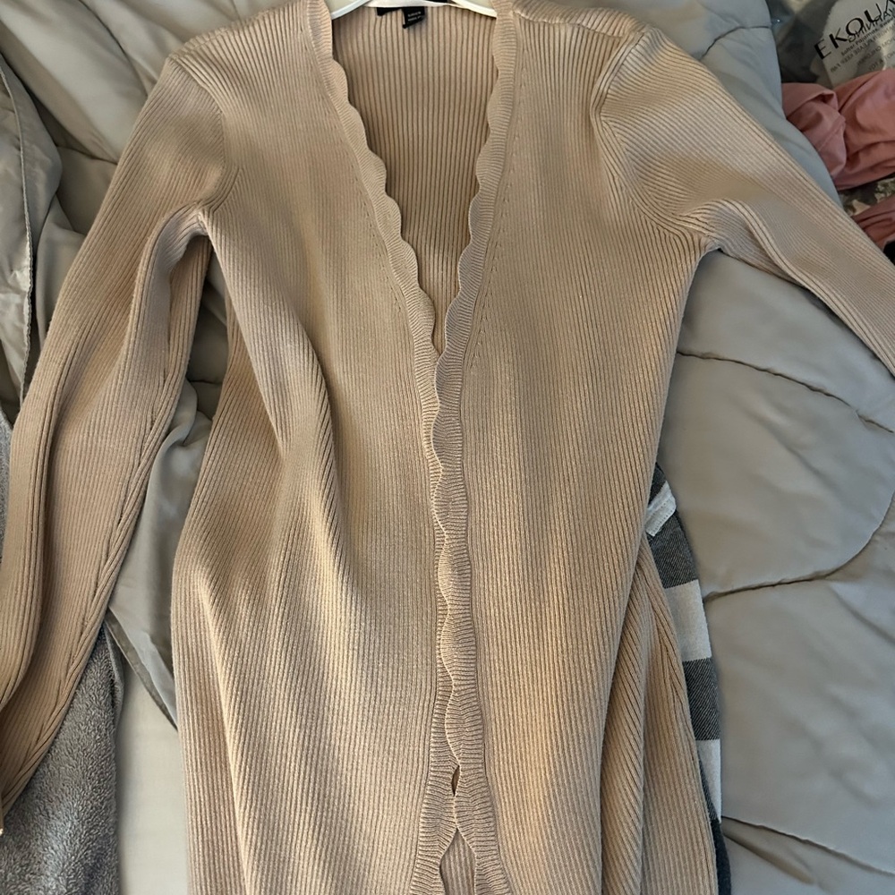 Cable & Gauge Light Tan Knit Cardigan